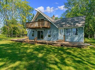 W3177 Bay Rd, Peshtigo, WI 54157