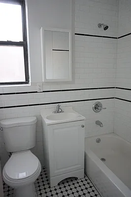 Rented by M.Woods & Associates | media 10