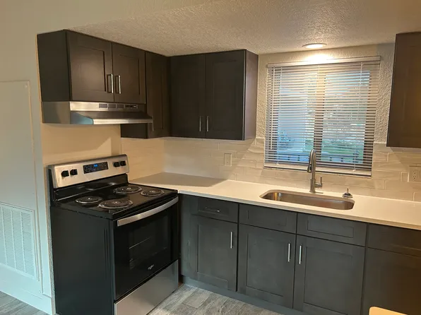 709 E Melbourne Ave APT C6, Melbourne, FL 32901