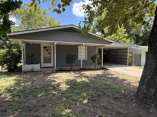 813 N Pecan St, Fredericksburg, TX 78624