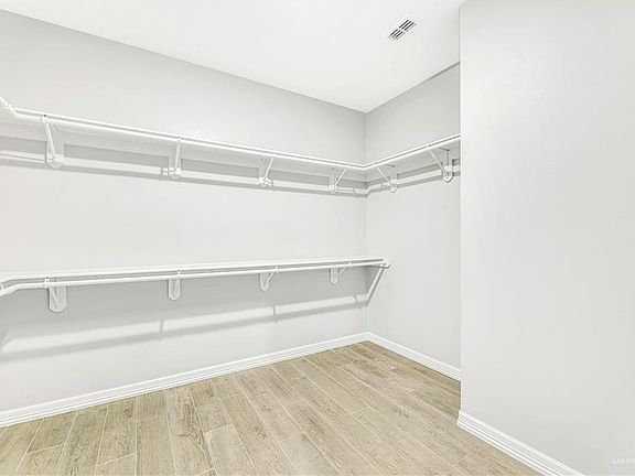 5th image of 1306 Mulberry Dr