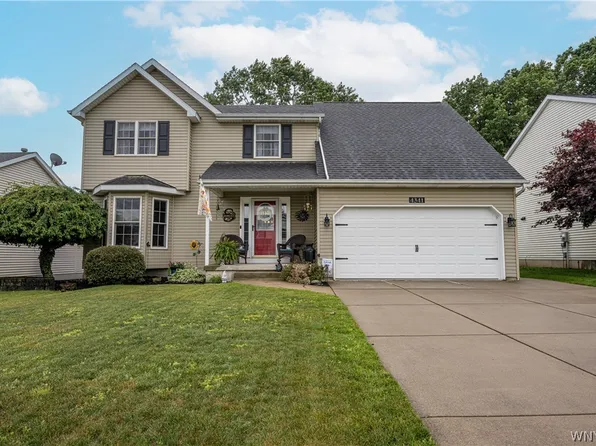 4341 Arrowwood Dr, Hamburg, NY 14075