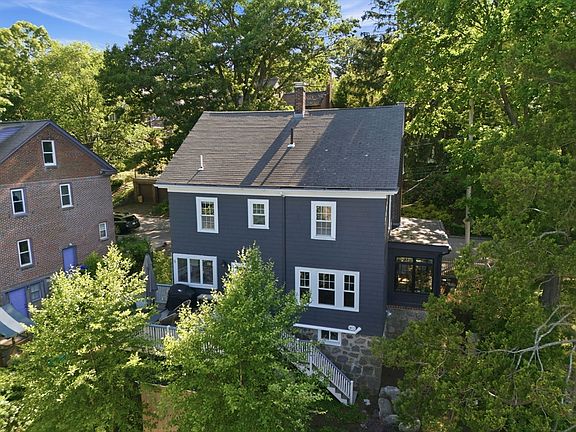 4th image of 24 Cedarwood Rd