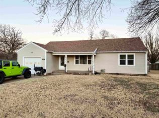 636 Lincoln St, Kingman, KS 67068