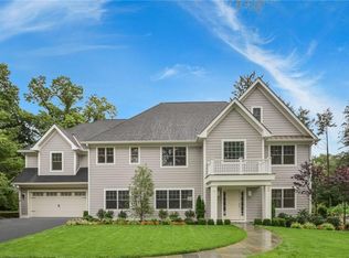 48 Winchcombe Way, Scarsdale, NY 10583