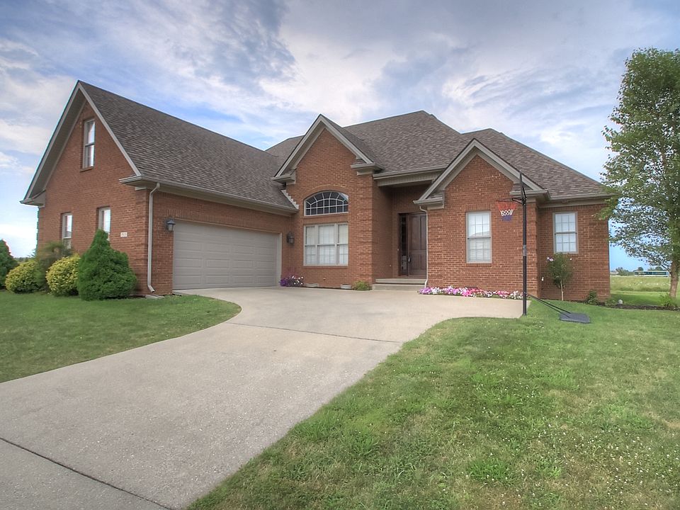 1st image of 513 Breezewood Cir