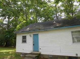 304-B Richlands Ave, Jacksonville, NC 28540