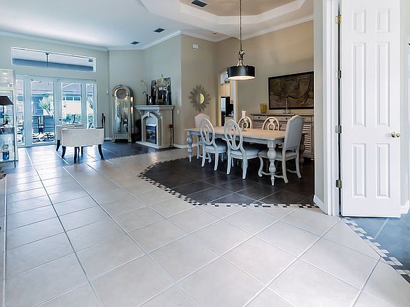 5th image of 3833 Emerald Estates Cir