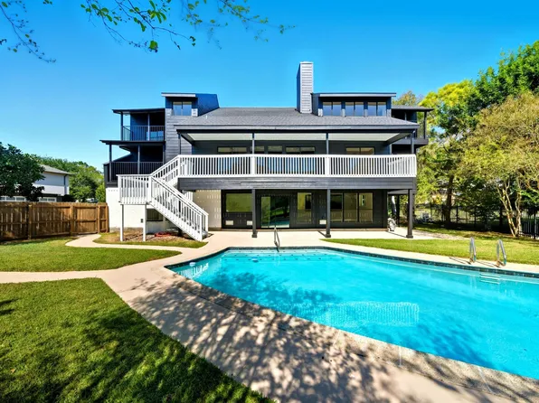 18646 Martinique Dr, Houston, TX 77058