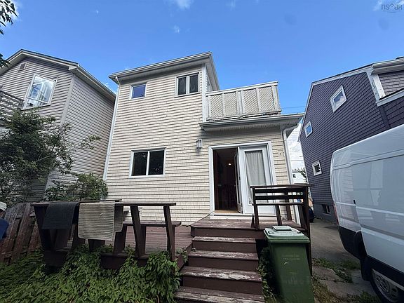 3rd image of 6312 Chebucto Rd