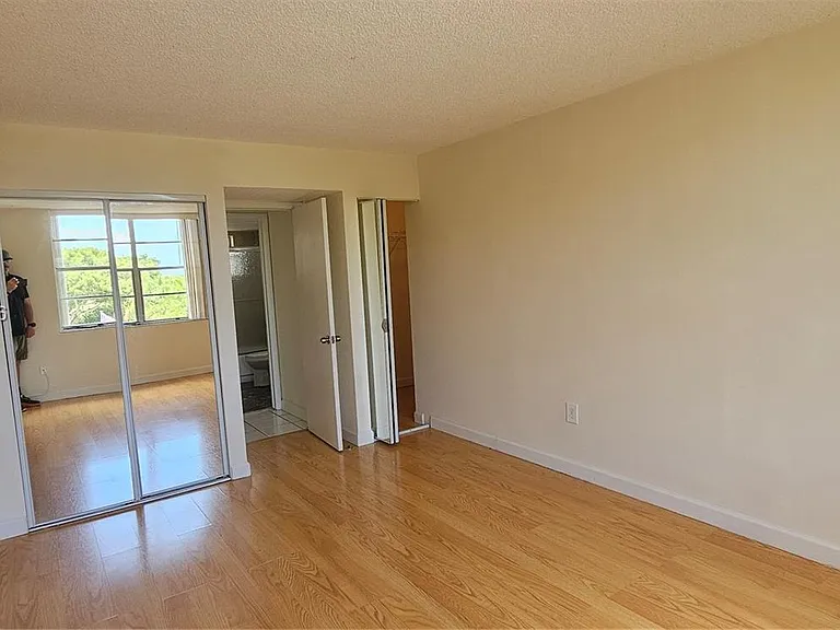 13100 SW 92nd Ave #Penthouse A-13 — Photo 8