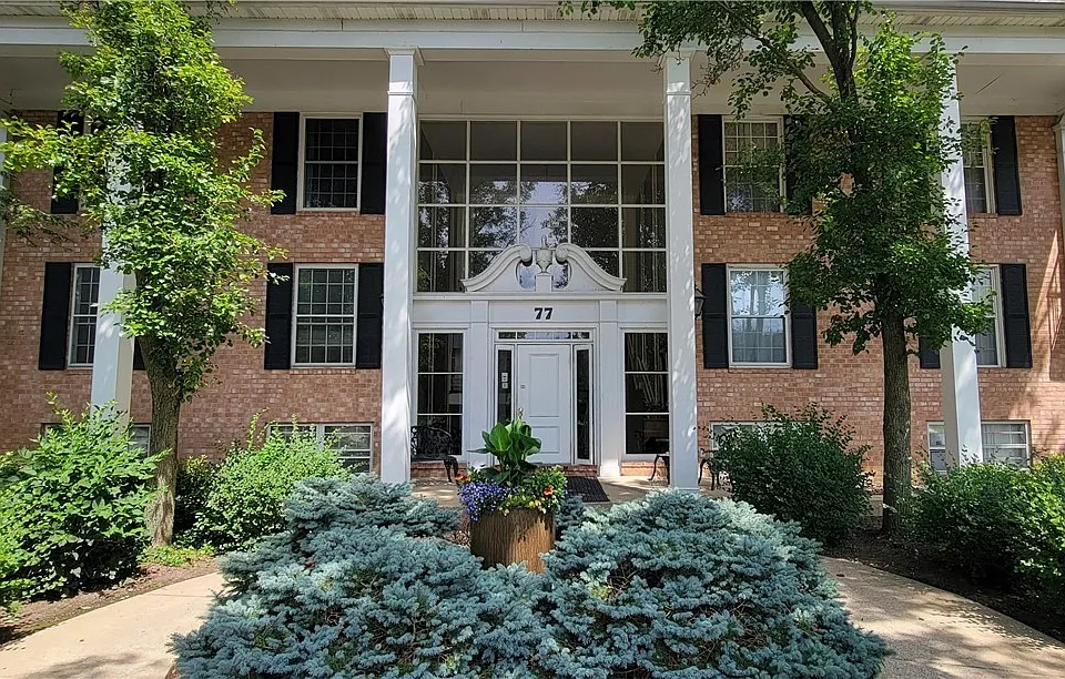 77 Atterbury Blvd #208