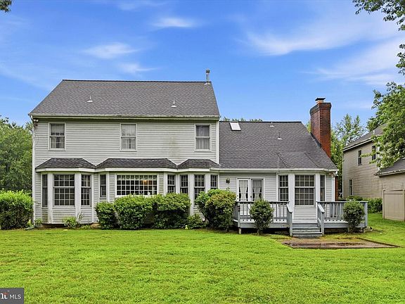 2nd image of 4 Moss Ct