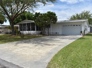 208 Admiral Ln, Debary, FL 32713