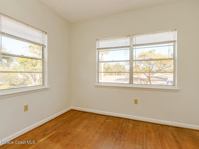 1501 S Shannon Ave #8 — Photo 14