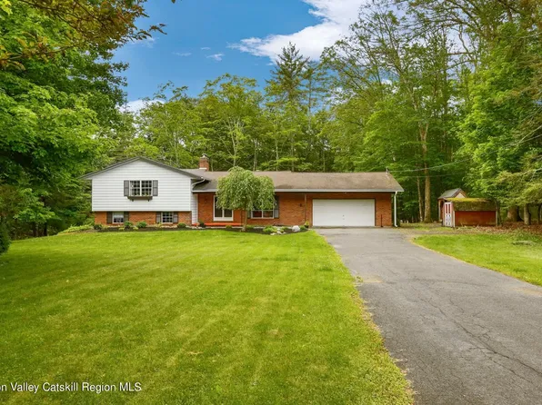 22 Oriole Drive, Woodstock, NY 12498