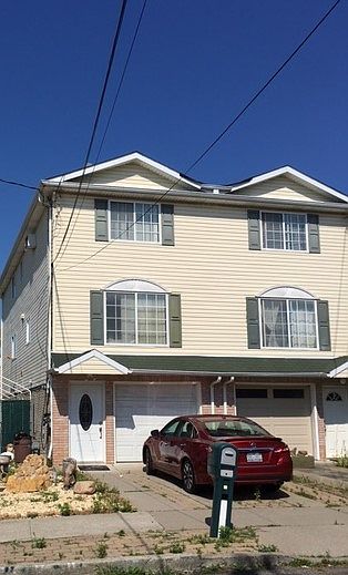 1st image of 165 Arthur Ave