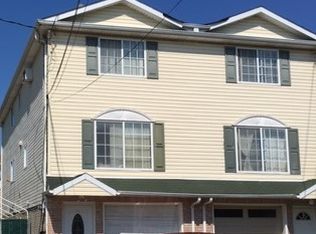 165 Arthur Ave, Staten Island, NY 10305