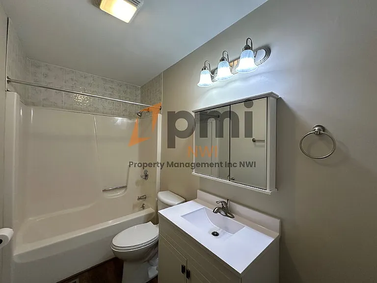 404 Saginaw Dr — Photo 12