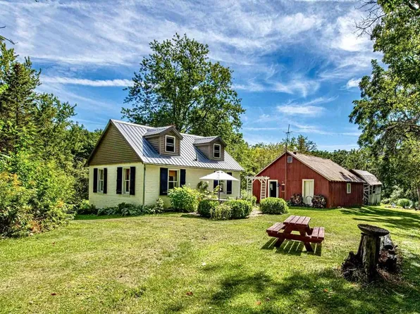 6846 County Road N, Avoca, WI 53506