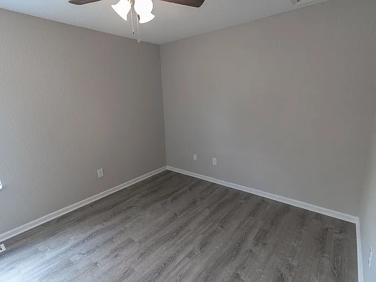 1330 Godas Dr — Photo 22