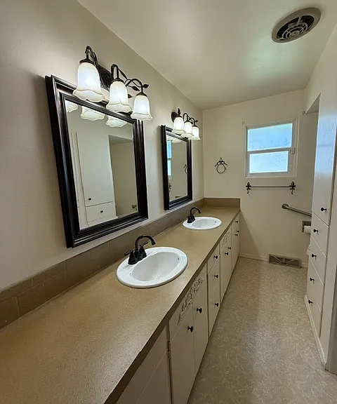3320 W Rosewood Ave — Photo 7