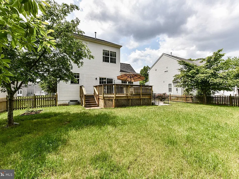 14104 Flicker Ct — Photo 45