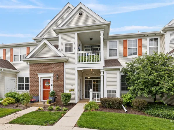 2305 Aurora Dr Unit 4, Hampshire, IL 60140