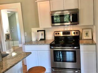 1033 Dartmouth St, Chattanooga, TN 37405