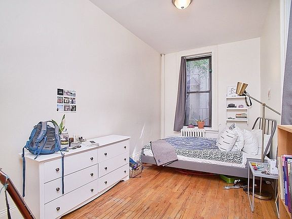 2nd image of 66 W 106th St #3DD