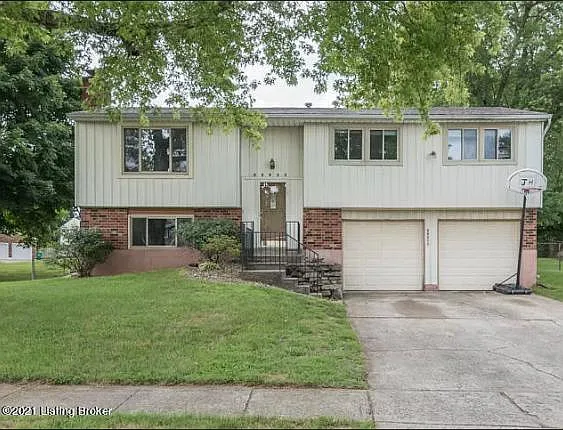 4 bed, 2276 sqft, $2,100 — Photo 4