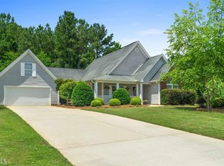 300 Cobb Ct, Hampton, GA 30228