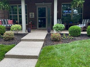 4106 Carrington Greene Dr, Louisville, KY 40299