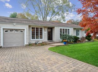 700 Walnut Ave, Bohemia, NY 11716