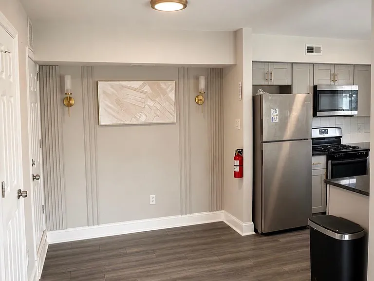 19 Lamont Ct — Photo 8