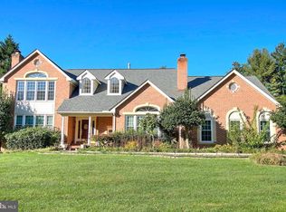 9710 Middleton Ridge Rd #BASEMENT, Vienna, VA 22182