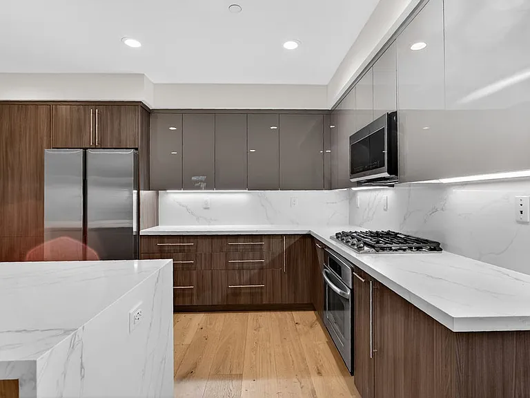 575 Rockefeller — Photo 8