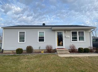 5721 J St SW, Cedar Rapids, IA 52404