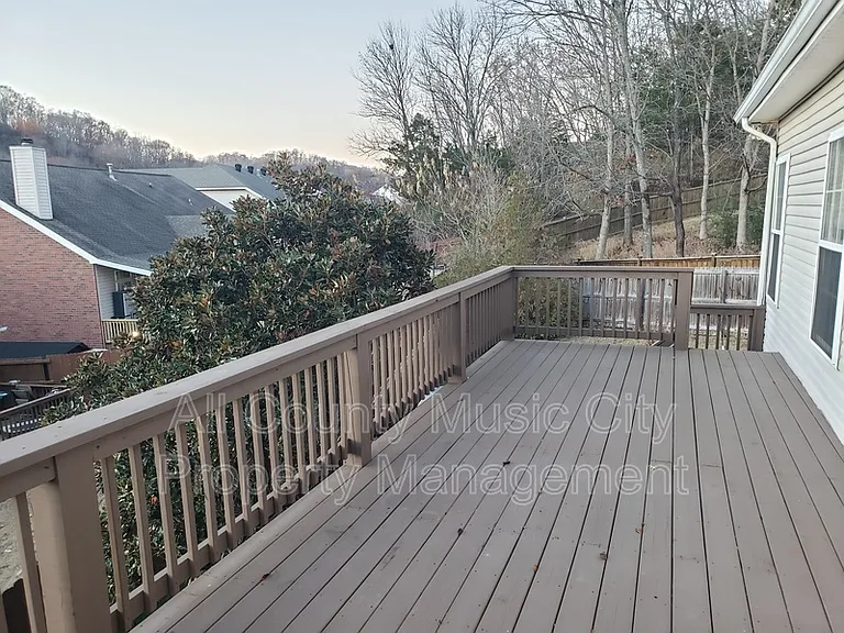 905 Weatherside Ct — Photo 26