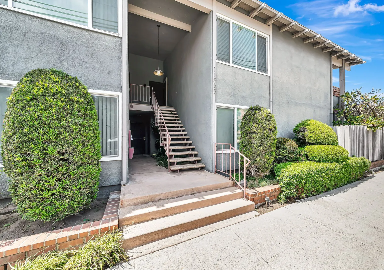 1 bed, 1.0 bath, 755 sqft, $2,100 — Photo 3