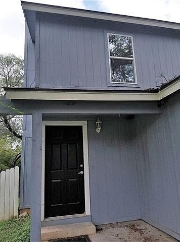 1st image of 9504 Bear Paw Trl APT B