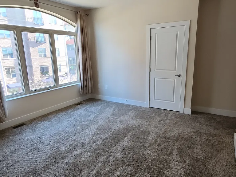 3239 Tremont Rd — Photo 13