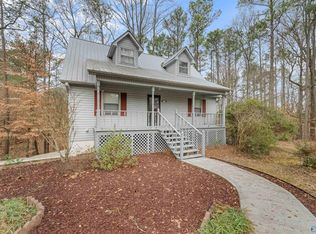 5615 Cherrywood Dr, Guntersville, AL 35976