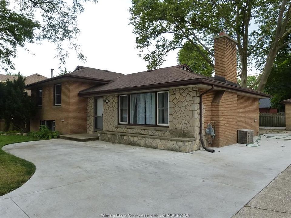 1st image of 3715 Dougall Ave