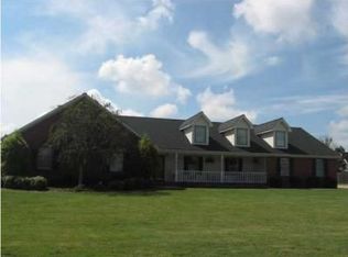 372 Meadowview Ln, Ringgold, GA 30736