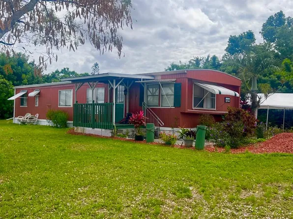 2420 Carmen St, Punta Gorda, FL 33950