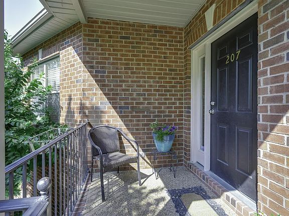 3rd image of 207 Cashmere Dr