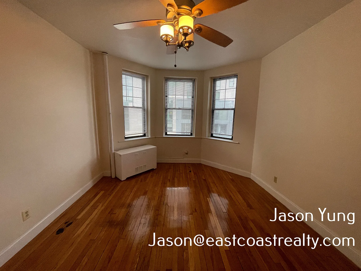 3 bed, 800 sqft, $3,395 — Photo 1