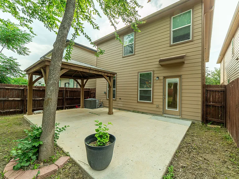 5911 Eckhert Rd #147 — Photo 27