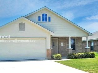 306 Mossy Rock Dr, Hutto, TX 78634